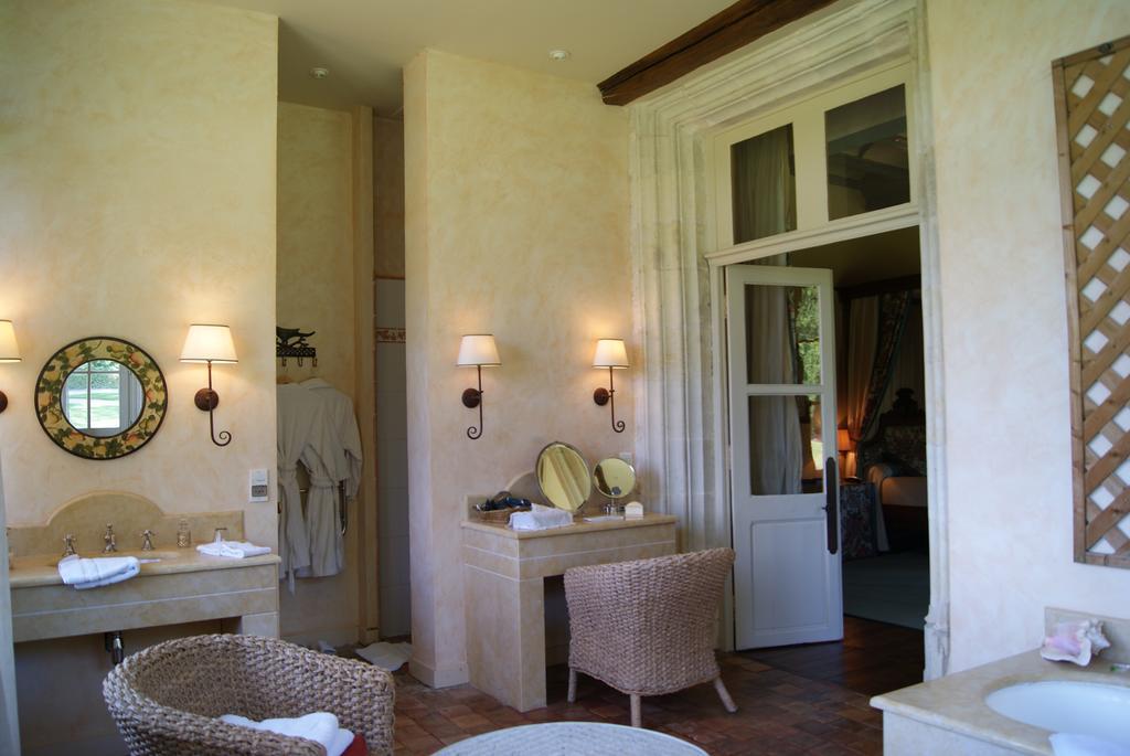 ホテルChateau De La Verrerie オービ二ー・シュル・ ネール 部屋 写真