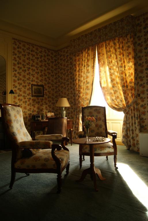 ホテルChateau De La Verrerie オービ二ー・シュル・ ネール 部屋 写真