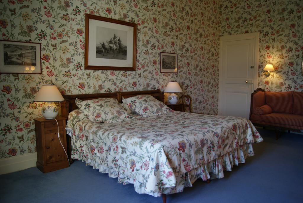 ホテルChateau De La Verrerie オービ二ー・シュル・ ネール 部屋 写真